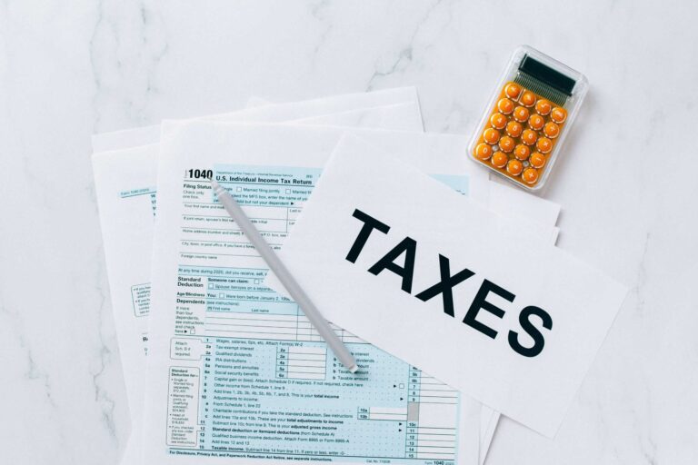Leave tax credits are available for employees who help others get vaccinated